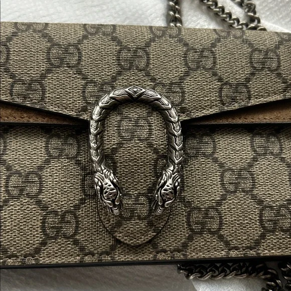 Gucci Dionysus GG Supreme Super Mini Bag in Canvas - Picture 2 of 16